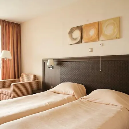 Otel Sana 3*