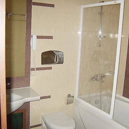 сана Хотел Хисаря